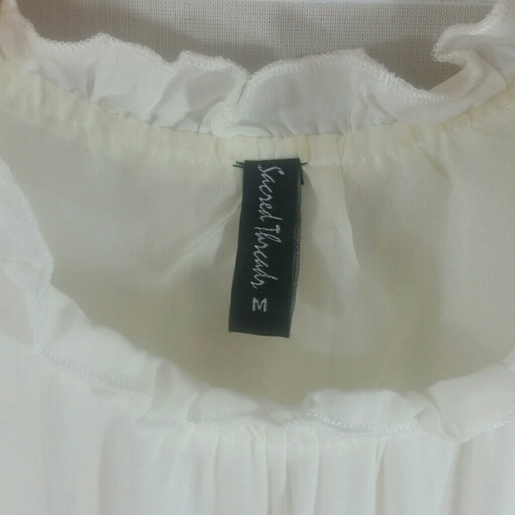 💞Scared Threads lace tunic top size Medium - Picture 6 of 6